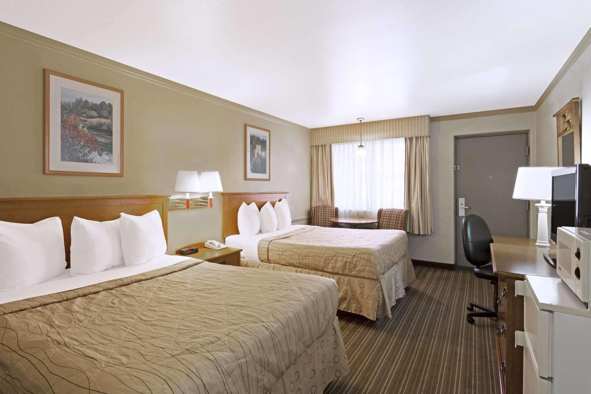 Days Inn By Wyndham Provo Exterior foto